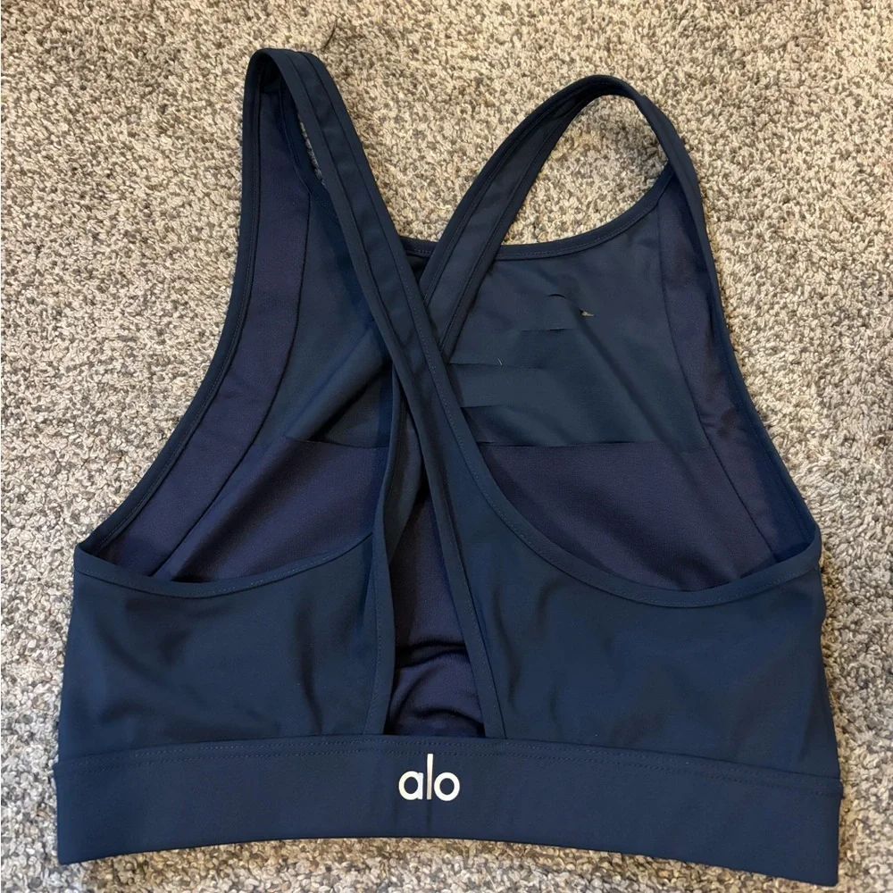 Alo Yoga Cutout Sports Bra